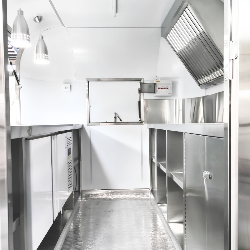 Food truck Airstream SS300 doutník 4 kola 