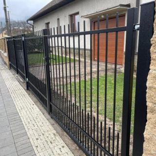 Kovaná brána dvoukřídlá š. 4000 x v. 800 Zn+komaxit 